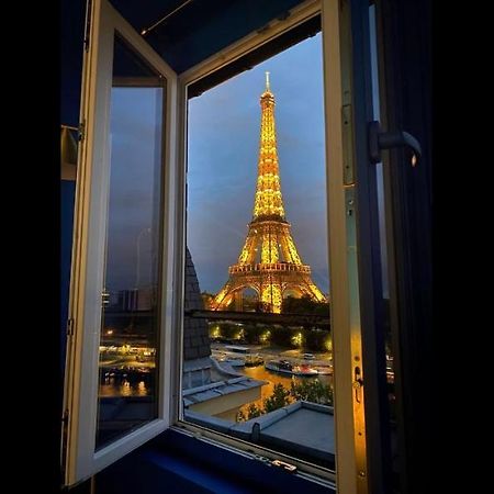 Eiffel Tower Romantic View Apartment Paris Bagian luar foto